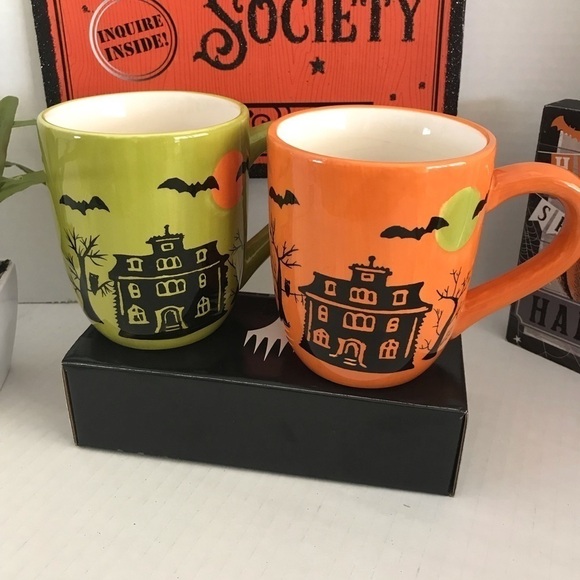 Halloween Mugs (2) - Picture 1 of 10